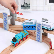 Charger l'image dans la galerie, Ensemble de jouets ferroviaires en bois, pont à Double pont en bois, accessoires en bois, modèle de passage, jouets pour enfants