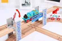 Charger l'image dans la galerie, Ensemble de jouets ferroviaires en bois, pont à Double pont en bois, accessoires en bois, modèle de passage, jouets pour enfants