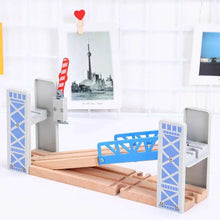 Charger l'image dans la galerie, Ensemble de jouets ferroviaires en bois, pont à Double pont en bois, accessoires en bois, modèle de passage, jouets pour enfants