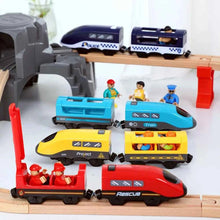 Charger l'image dans la galerie, Train électrique en bois pour enfants, jouet, modèle de Train adapté aux pistes de voiture en bois, cadeau d'anniversaire et de noël, nouvelle collection