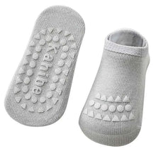 Charger l'image dans la galerie, Set chaussettes et genouillères pour bébé