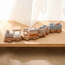 Charger l'image dans la galerie, Train en bois jouet d'anniversaire jouets Montessori jouets éducatifs pour bébé chariot en bois jouets d'apprentissage pour bébé nombre de jouets pour bébé en bois

