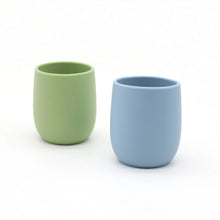 Charger l'image dans la galerie, Petit gobelet en silicone pour bébé - ORILYAH
